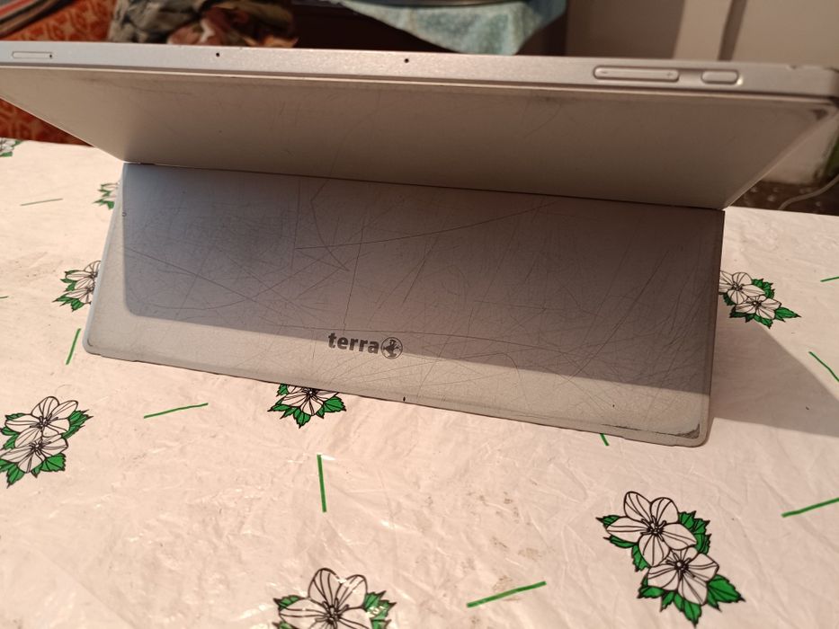 Таблет Terra Mobile Pad 1062.