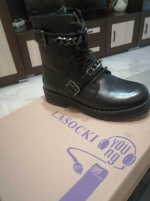 Дамски боти от естествена кожа