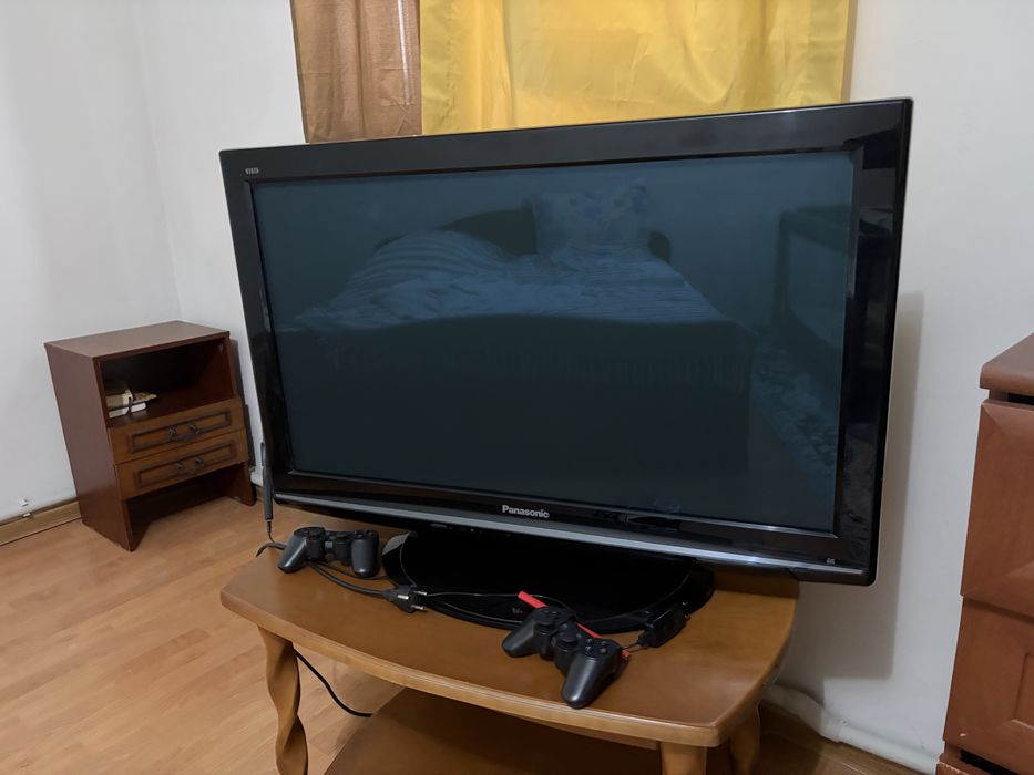 Телевизор panasonic