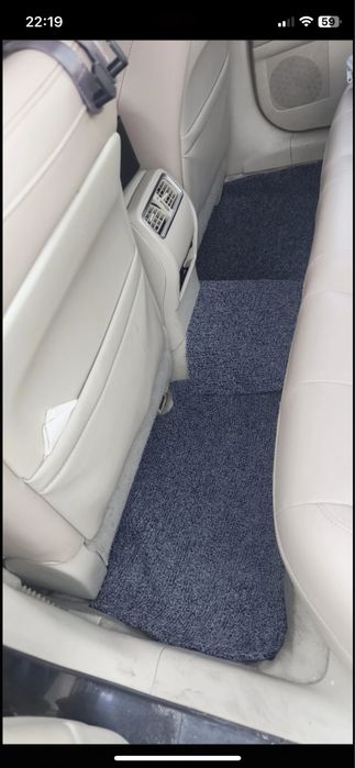 Полики в машину/ Көлікке арналған төсеніштер