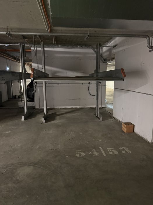 Vand loc de parcare subteran ( sistem klauss )