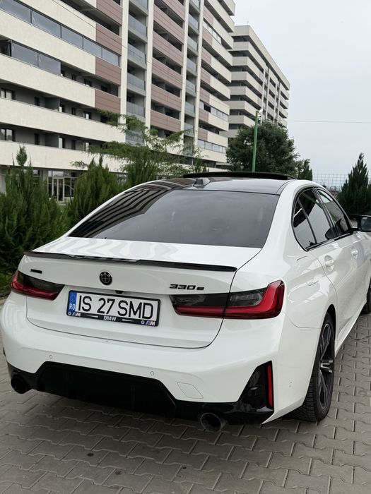 BMW 3 Series 2023 — imagine 4