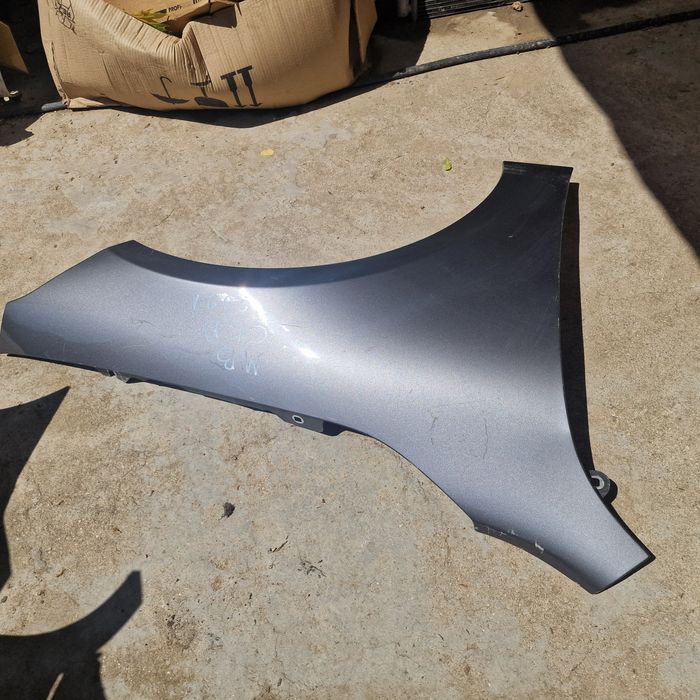 Mercedes Benz CLA 2021 десен калник