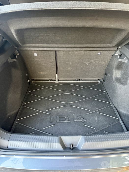 Volkswagen ID4 elektra eng fulli