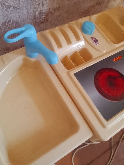 Продам две кухни детской