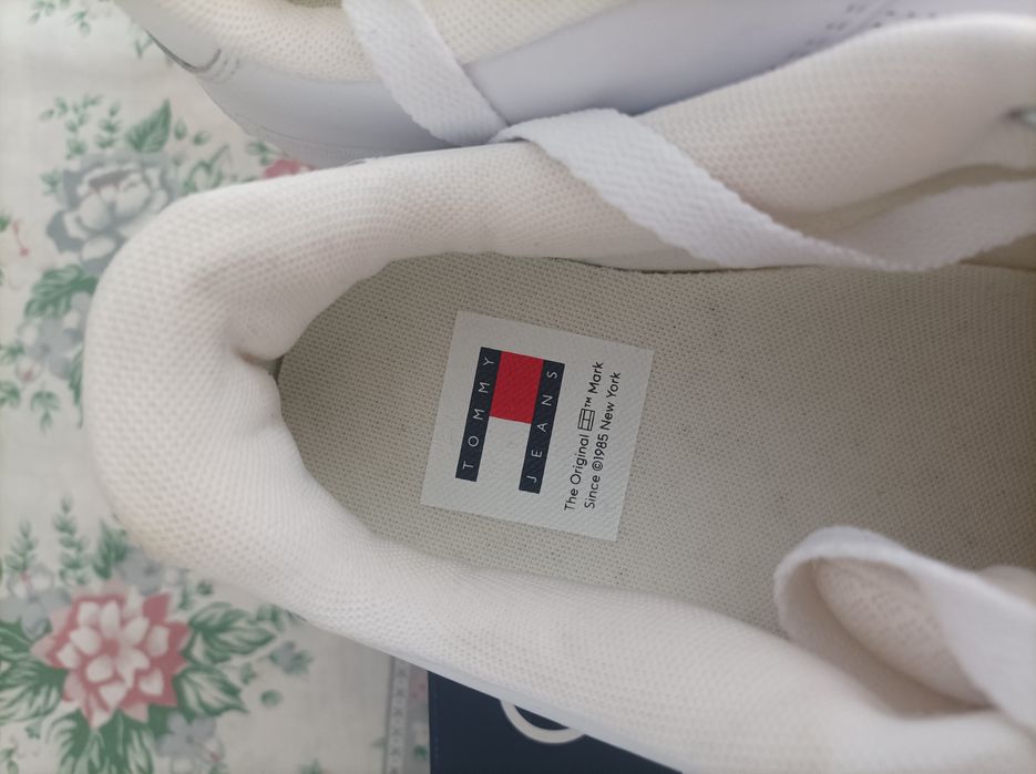 Tommy Hilfiger N43 маратонки