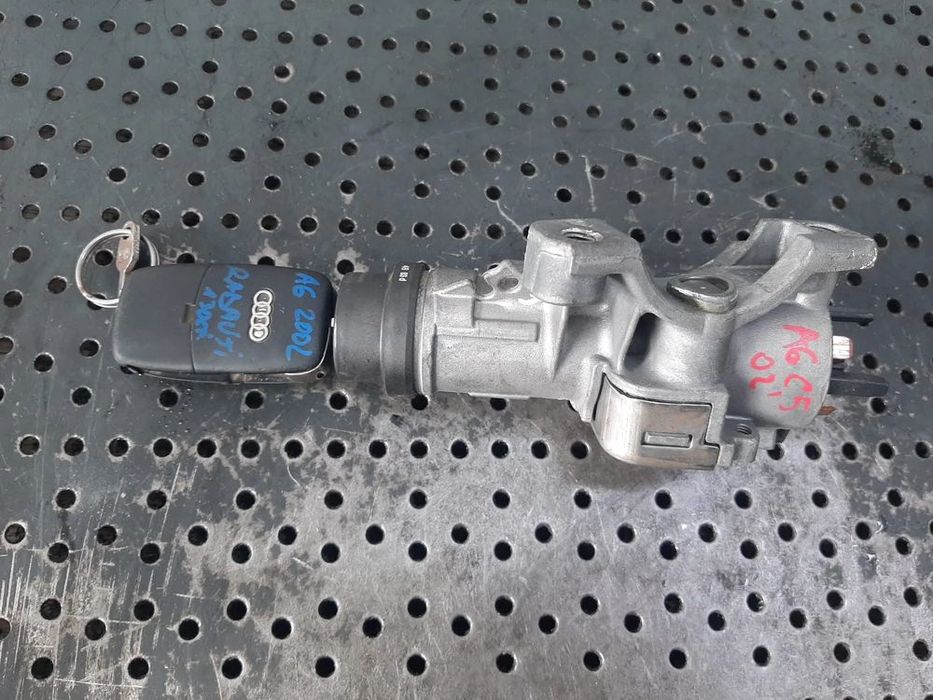 contact auto cu cheie  audi a6 c5 4b   2002 4b0905851c