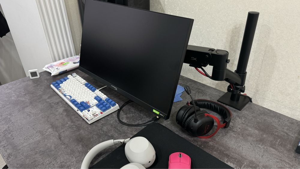 Продам монитор 240гц, практически новый.