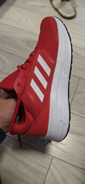 Adidas Galaxy5 41 1/3 noi