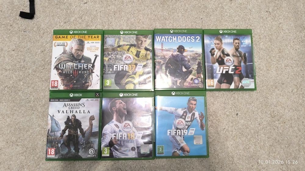 Xbox One S 500GB + Controller + 7 Jocuri | Stare impecabilă
Vând Xbox