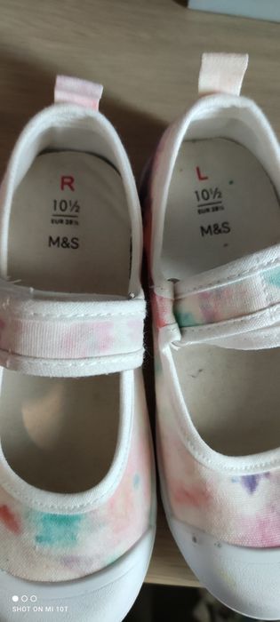 Пантофи,маратонки, обувки, ботуши Нови