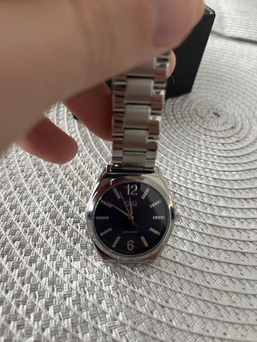 Дамски стилен часовник