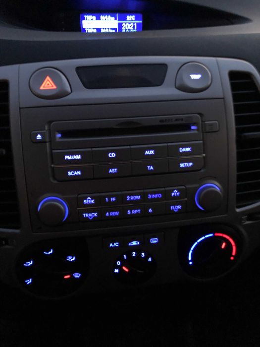 HYUNDAI i20 2012 — imagine 5