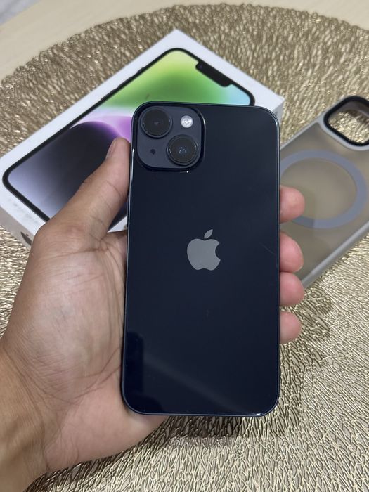 Продам iphone 14 на 128gb