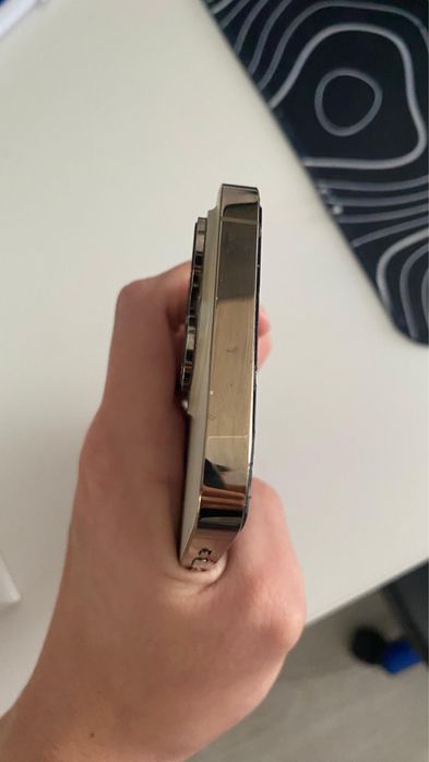 Продам iphone 14 pro 512gb