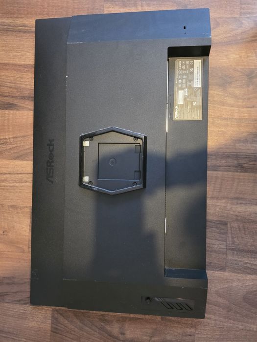 32 инчов монитор Asrock