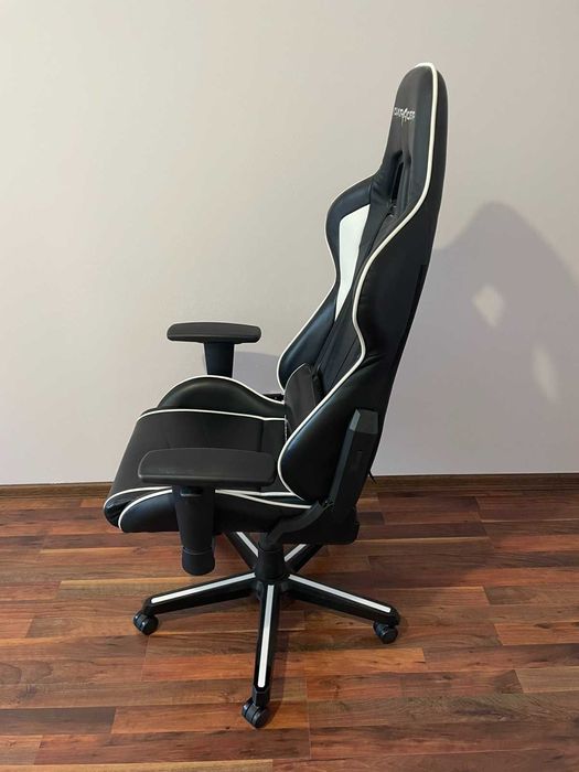 Офис стол за геймари