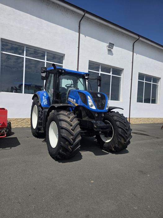 Tractor New Holland T 7.215 S