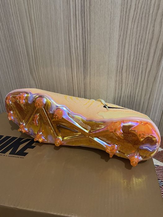 Продам бутсы