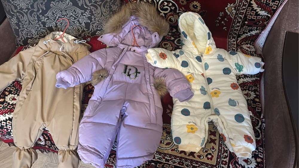 Продам детские вещи