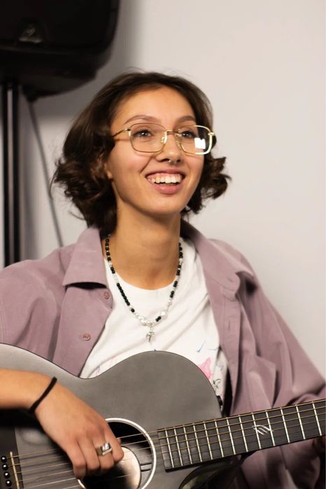 Репетитор по фортепиано и гитаре