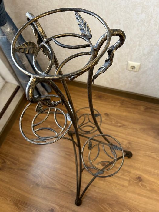 Кованые подставки