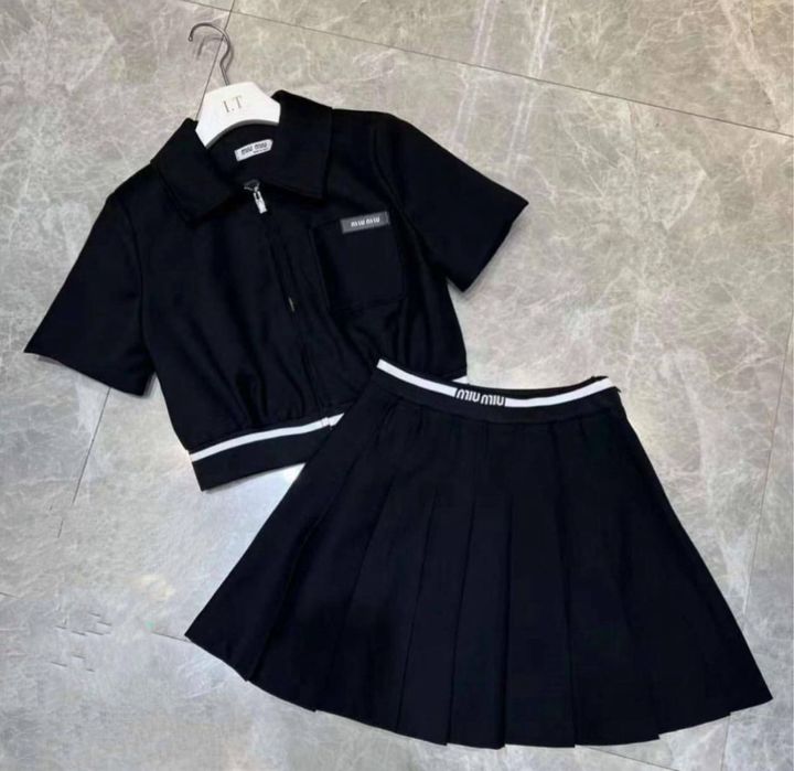 Костюм Двойка