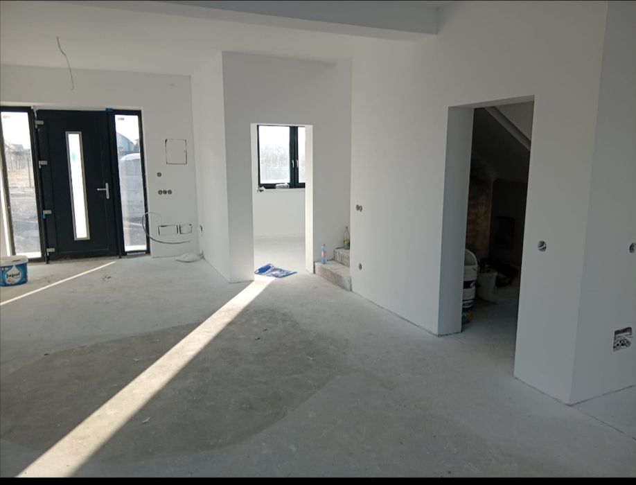 Casă de vânzare în Satu Mare pe drumul ce duce  spre comuna Lazuri