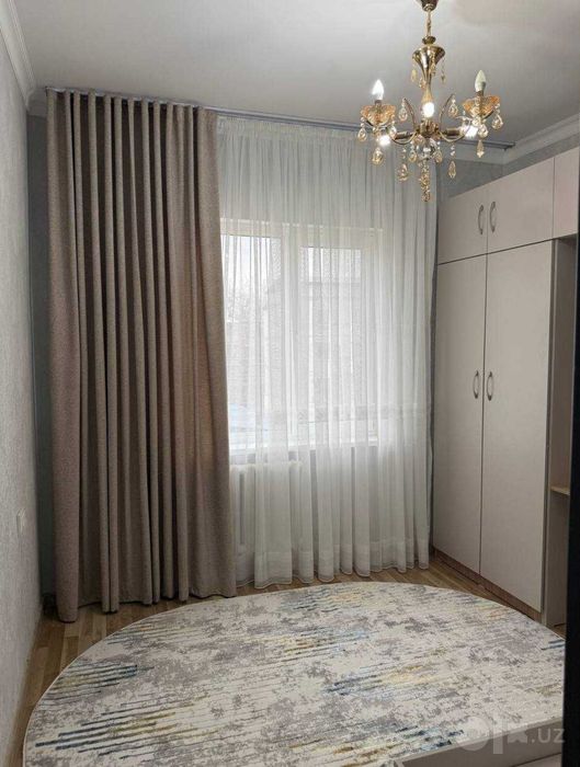 СРОЧНО. Продается квартира. Универсам. Метро. Шахристанская
