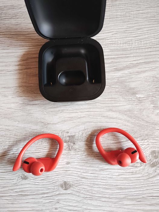 Beats PowerBeats Pro безжични слушалки