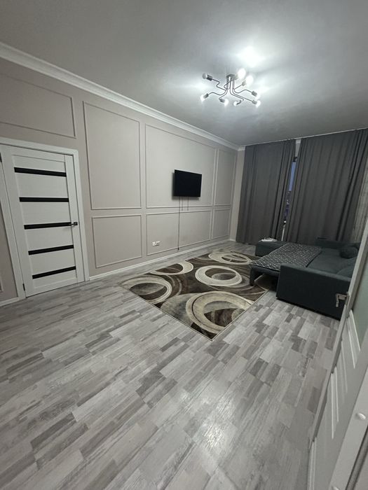 Суточной квартиры по 10 тяч