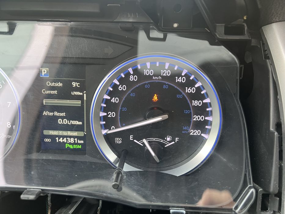 Toyota highlander  щиток панель приборов европеец в км