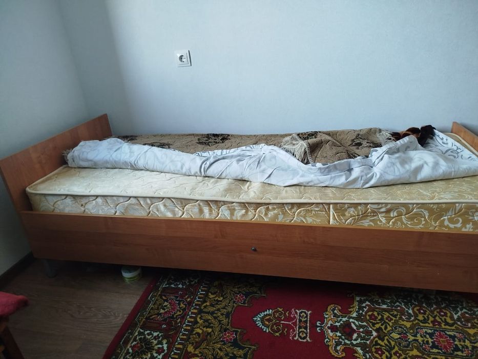 Кровать 2×1.5 м                                         .