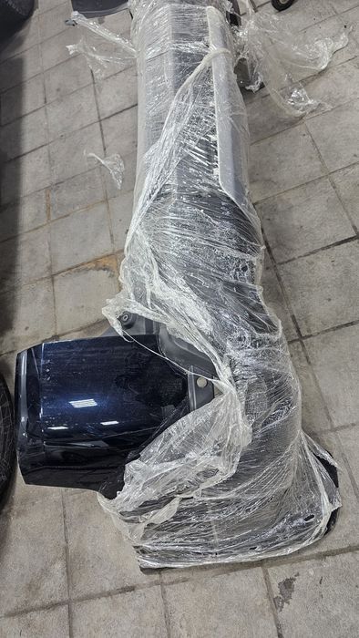 Задний бампер от Range Rover Sport