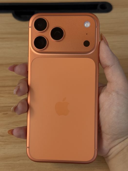 iPhone 17 Pro Max 2TB
