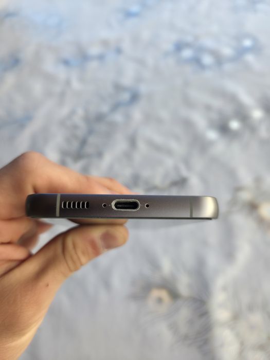Продам Samsung s23fe