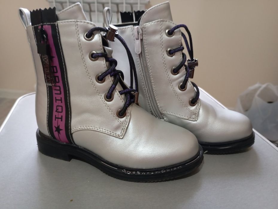 Демисезонные ботинки