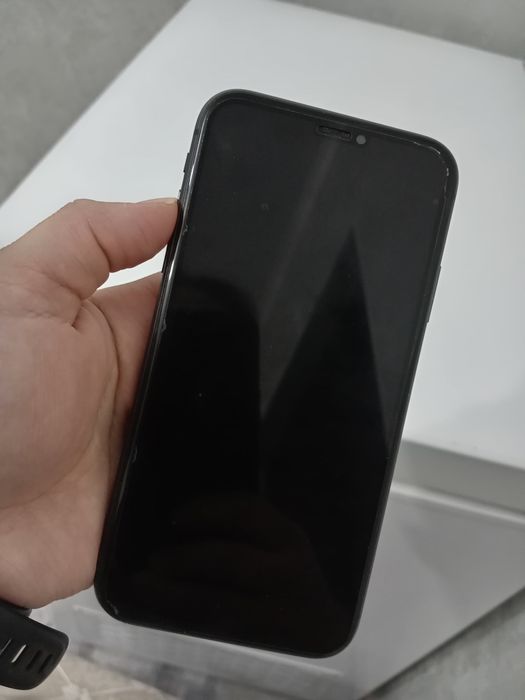 Айфон 11 на 64гб