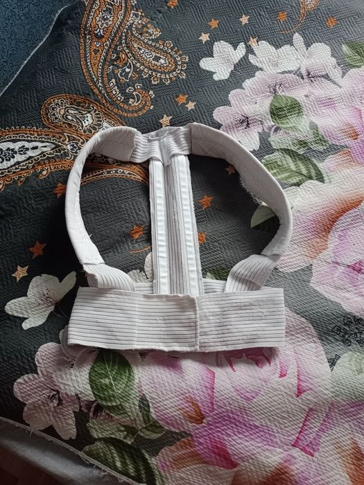 Корсет для осанки б/у .