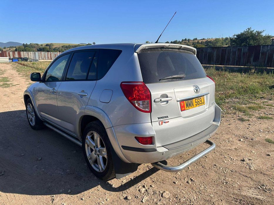 НА ЧАСТИ Toyota Rav4 2.2 D-Cat 177к.с 2008г