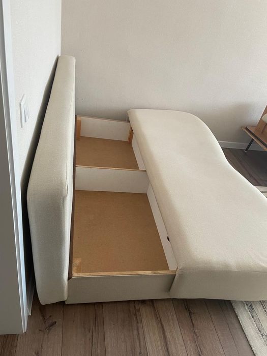 Срочно! Продам диван в отличном м состоянии