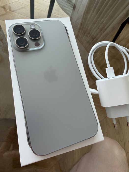 iPhone 16 Pro Max 512gb - като нов, с гаранция