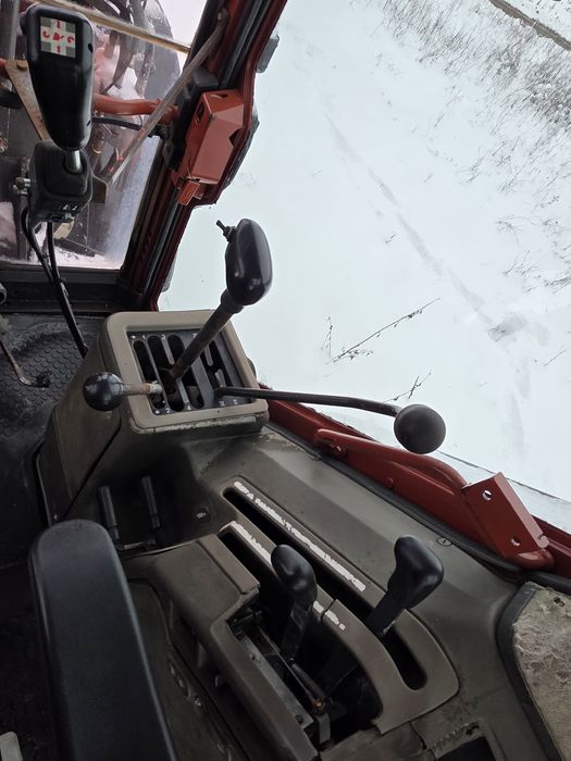 Tractor Fiat F 100 cu incarcator frontal