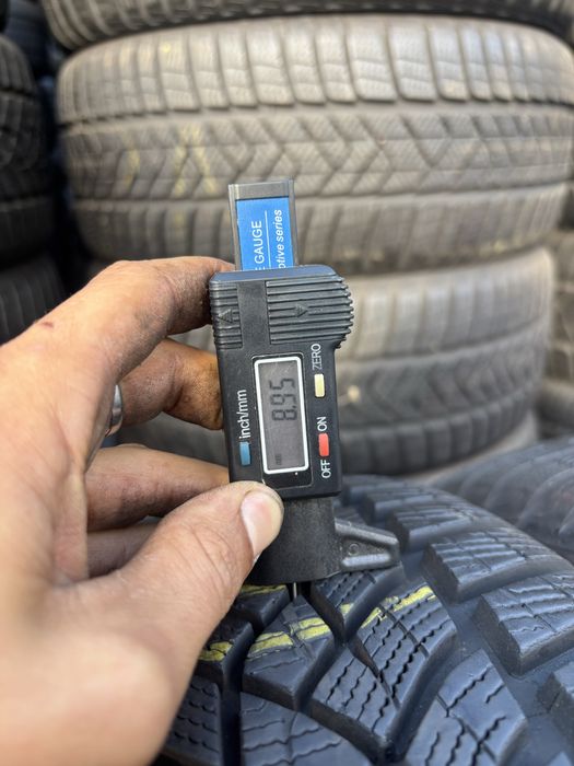 Anvelope Iarna 225/50/17 GoodYear UltraGrip Performance 225 50 17 R17