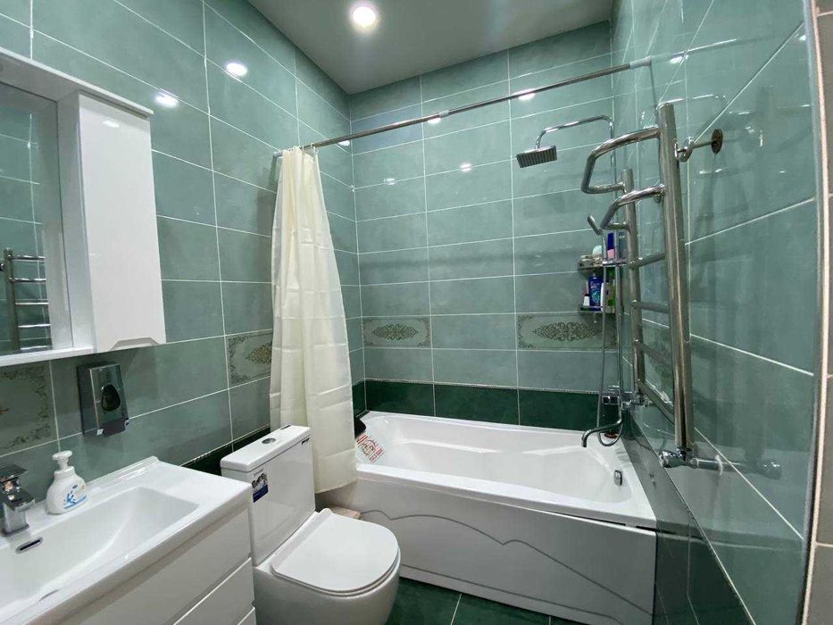 Новостройка, 104 кв.м. Норамед клиника. Экобозор. Своя. Срочно!