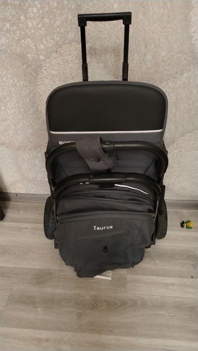 Продам детскую коляску чемодан Luxmom