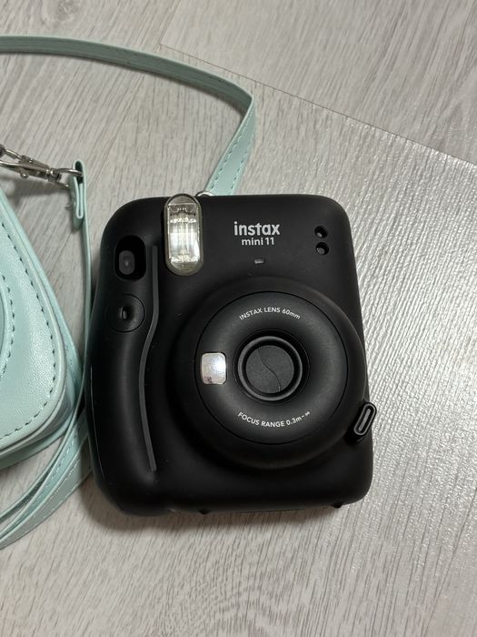 продам instax mini 11 ориг