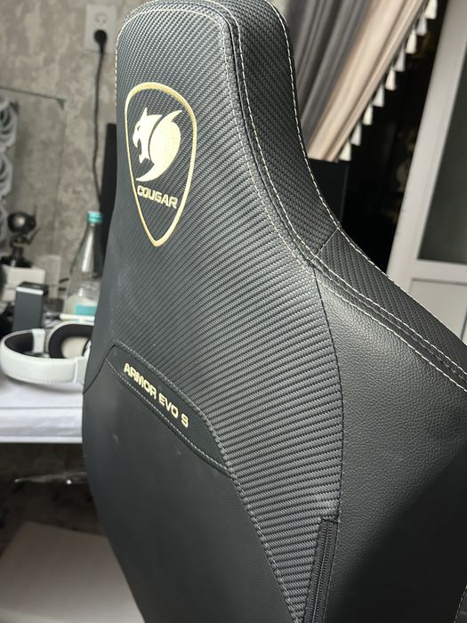 Cougar Armor EVO S Gold kreslo кресло