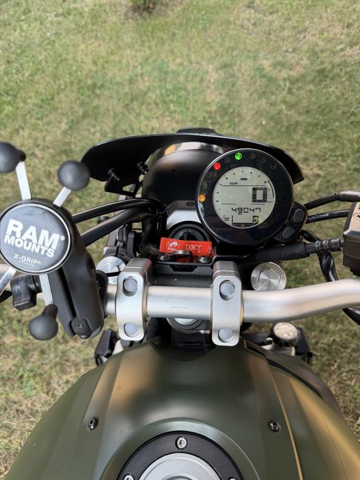 Yamaha Xsr 700 model 2016