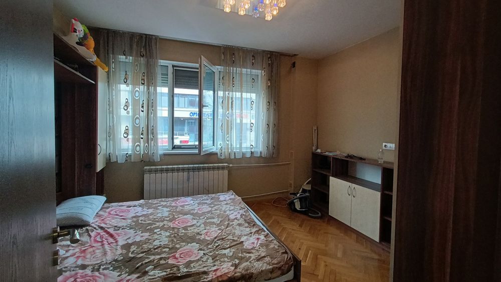 Продава се Четиристаен апартамент в София, Оборище - 100 кв.м за 4200 €/кв.м - Снимка #8